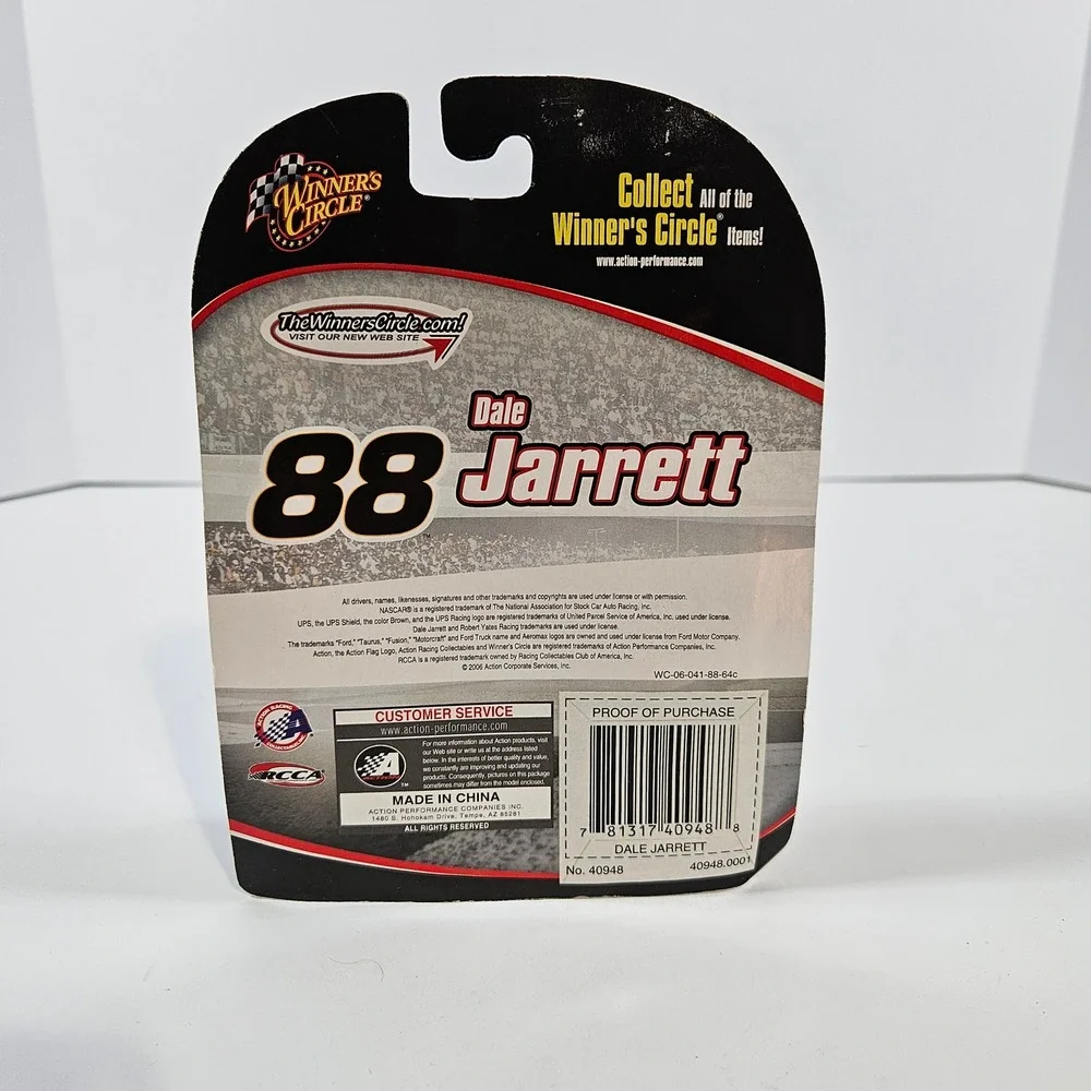 Winners Circle Dale Jarrett 88 UPS 2006 NASCAR 1:64 Diecast Car with Hood Magnet